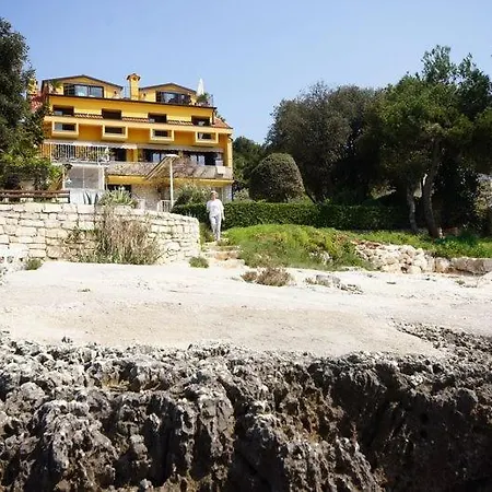 In With Sea View, Balcony, Air Conditioning, Wifi 81-1 Konukevi Rovinj